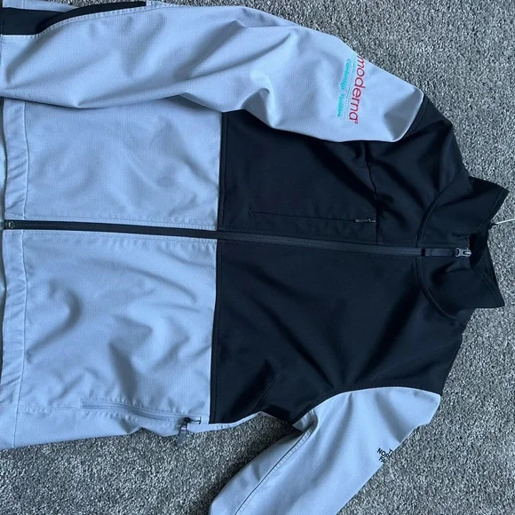 North Face Moderna Branded. Fleece jacket Jacket - Picture 2 of 2
